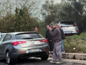 auto fuori strada castelmassimo giglio Auto fuori strada tra Castelmassimo e Giglio